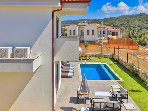  gece  -  Kasım
  | Kaş Çukurbağ'da Modern ve Korunaklı Villa Kiralama